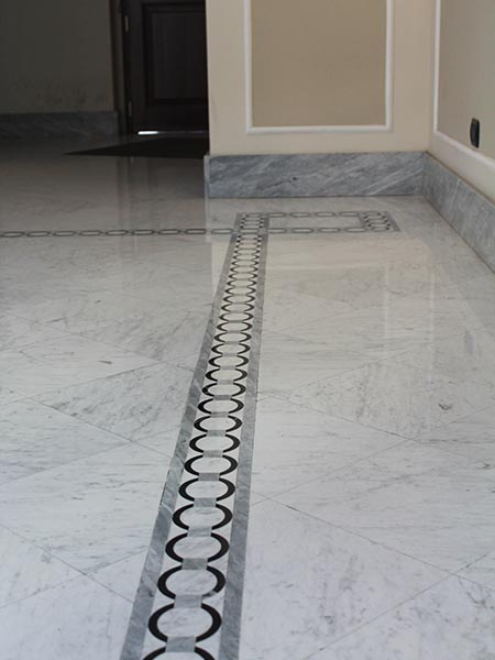 Pavimenti decorati in marmo